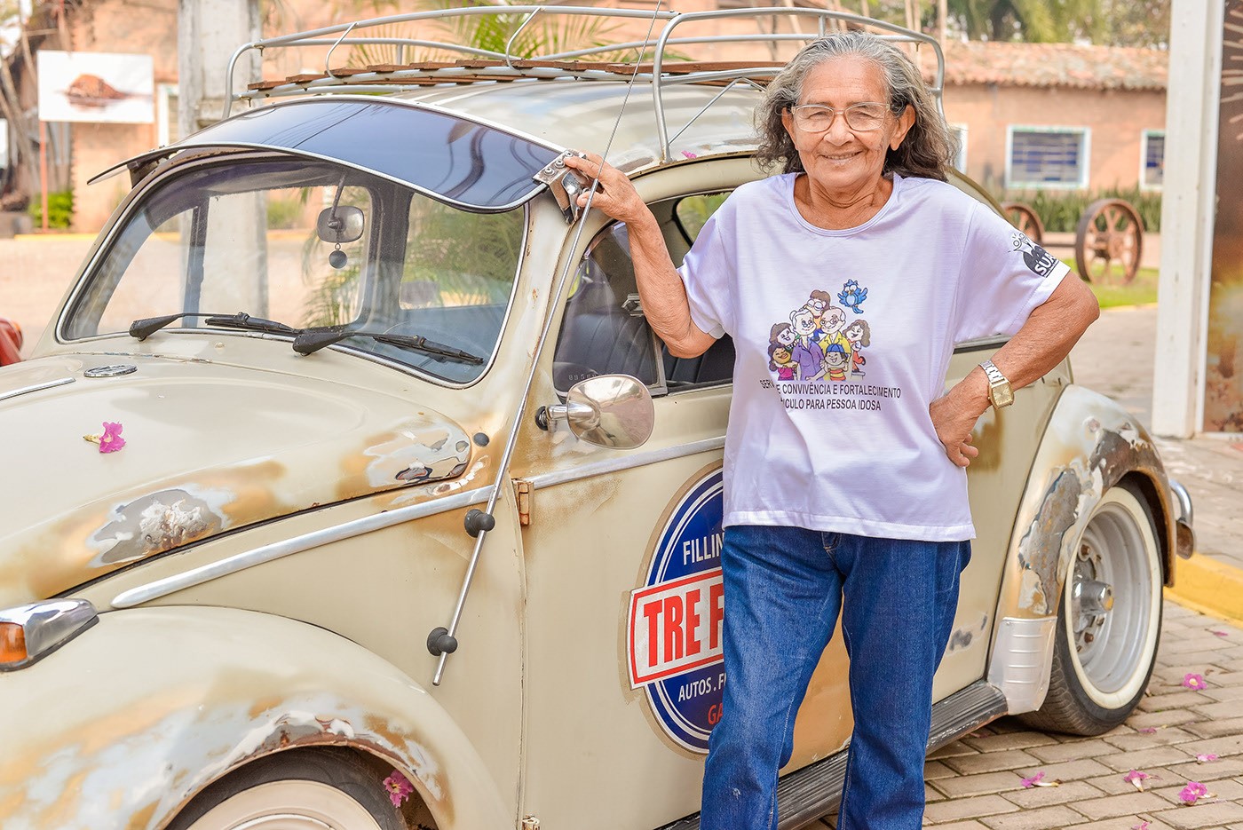 Joana Aguilar do Prado, 78 anos, fez ensaio fotográfico especial aos idosos em 2019, em Cáceres