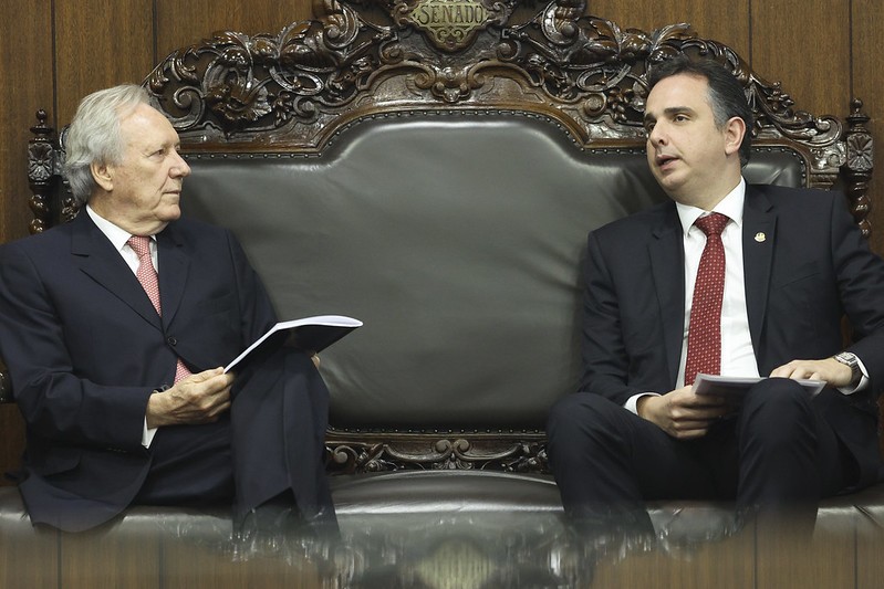 O ministro Ricardo Lewandowski, do STF, e o presidente do Senado, Rodrigo Pacheco