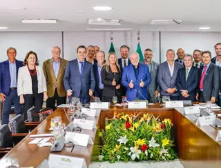 Ministro Carlos Fávaro reúne setor pecuário para apresentar resultados ao presidente Lula